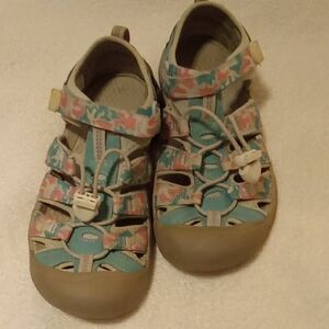 Keen Kids Newport H2 Camo Pink Icing Colorway Sandals Size 4 Big Girl